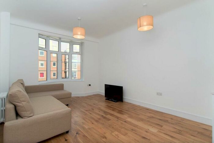 1 Bedroom Apartment To Rent In Grove End Gardens, Grove End Road, St Johns Wood, London, NW8