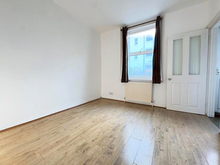 1 Bedroom Flat To Rent In Ewart Street, Brighton, BN2