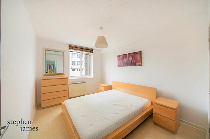 1 Bedroom Flat To Rent In Astra Apartments, Globe Road, London, E2