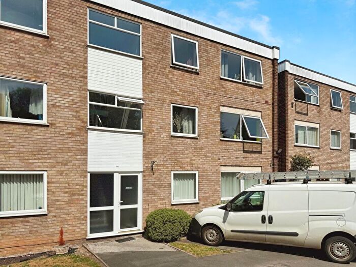 2 Bedroom Flat To Rent In Beaconsfield Court, Nuneaton, CV11