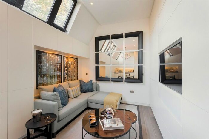 1 Bedroom Apartment To Rent In Bolton Studios, B Gilston Road, Chelsea, London, SW10