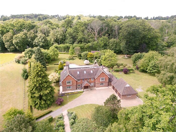 6 Bedroom Detached House For Sale In Petersfield Road, West Meon, Hampshire, GU32