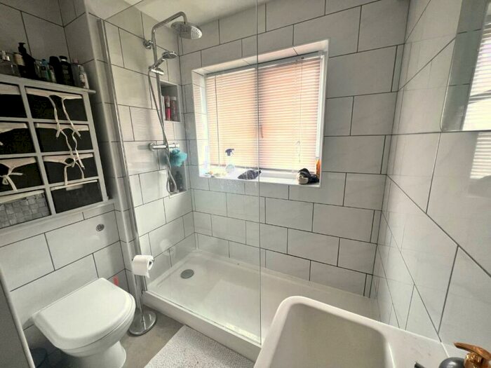 2 Bedroom Semi-Detached House For Sale In Galleon Way, Bideford, EX39