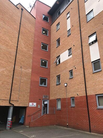 2 Bedroom Flat To Rent In Heia Wharf, Hawkins Road, Colchester, CO2