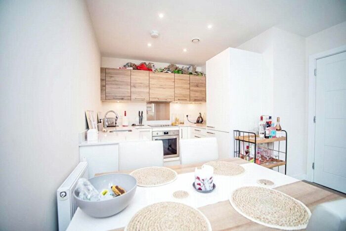 1 Bedroom Flat For Sale In Ocean Drive, Gillingham, Kent, ME7