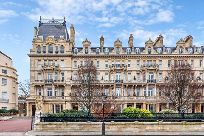 5 Bedroom Flat To Rent In Cambridge Gate, Regents Park, London, , United Kingdom, NW1