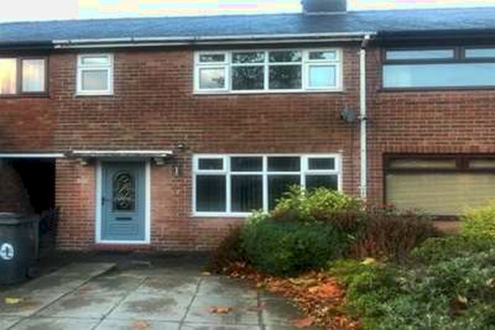 2 Bedroom Property To Rent In Poplars Avenue, Warrington, WA2