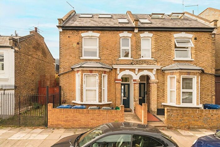 1 Bedroom Flat To Rent In Milton Road, Acton, W3