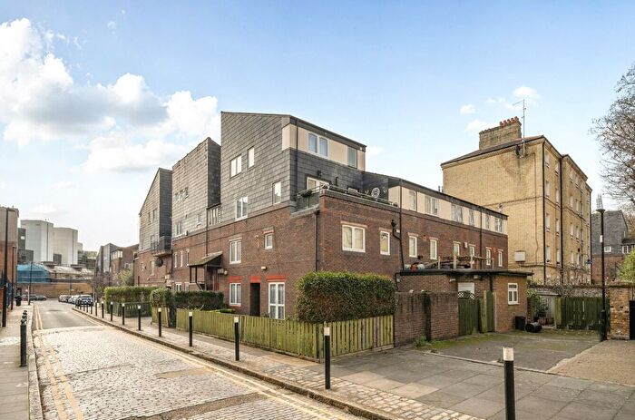 1 Bedroom Flat For Sale In Crofts Street, Tower Hill, E1