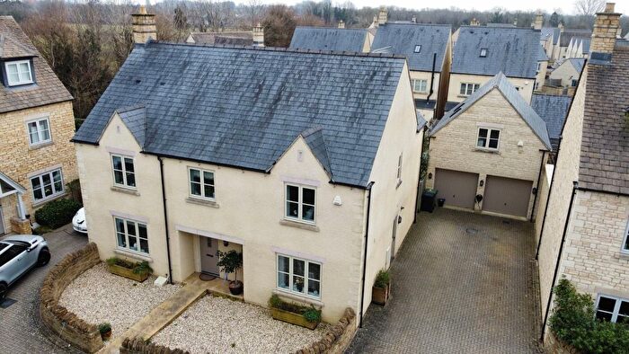 5 Bedroom Detached House For Sale In Scott Thomlinson Road, Fairford, Gloucestershire, GL7