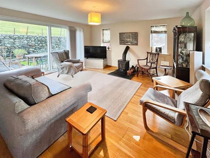 3 Bedroom Detached House For Sale In Bryn Saith Marchog, Corwen, LL21