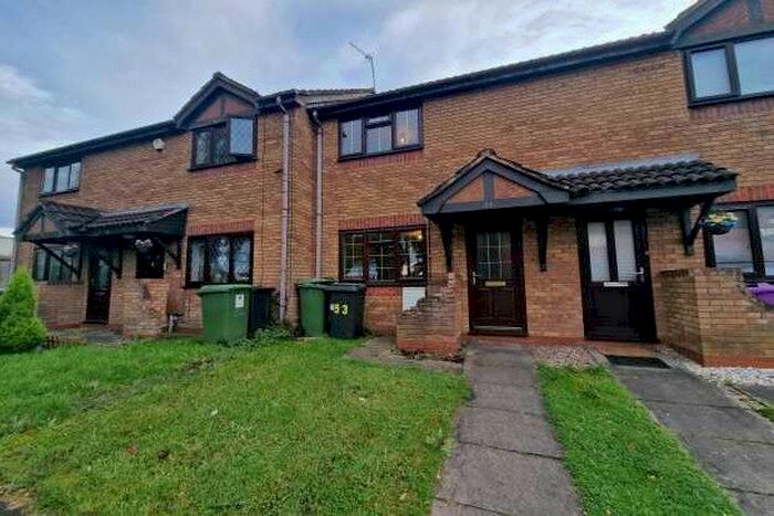2 Bedroom Property To Rent In Ambleside Close, Bilston, WV14
