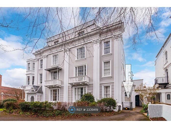 1 Bedroom Flat To Rent In Oakfield Road, Bristol, BS8