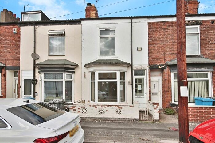 2 Bedroom Terraced House For Sale In Severn Street, Hull, East Riding Of Yorkshire, HU8