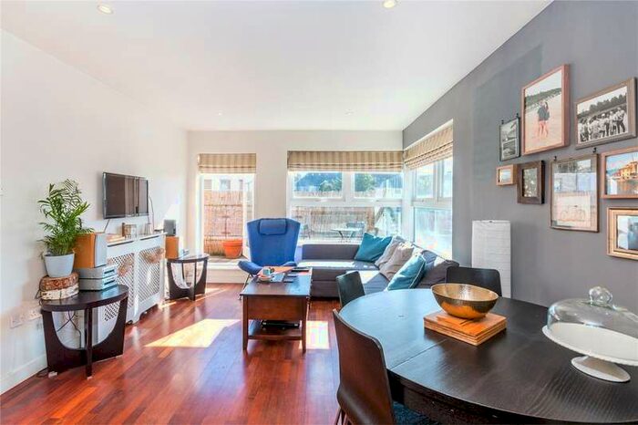 2 Bedroom Flat To Rent In Whitham Court, 76 Upper Tooting Road, London, SW17