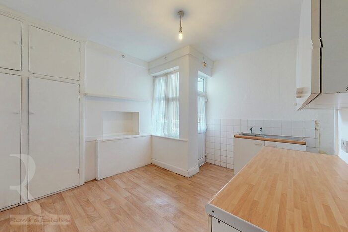2 Bedroom Flat To Rent In All Souls Avenue, London, NW10