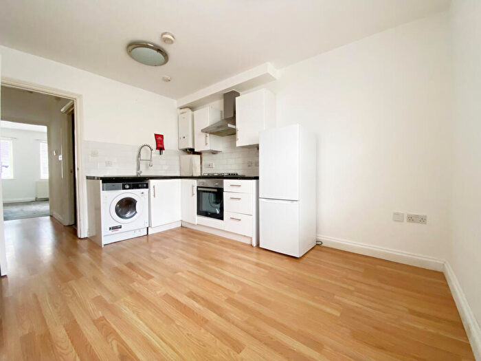 1 Bedroom Flat To Rent In Deptford High Street, London, SE8