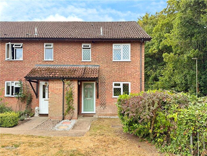 3 Bedroom End Of Terrace House For Sale In Launcelyn Close, North Baddesley, Southampton, Hampshire, SO52