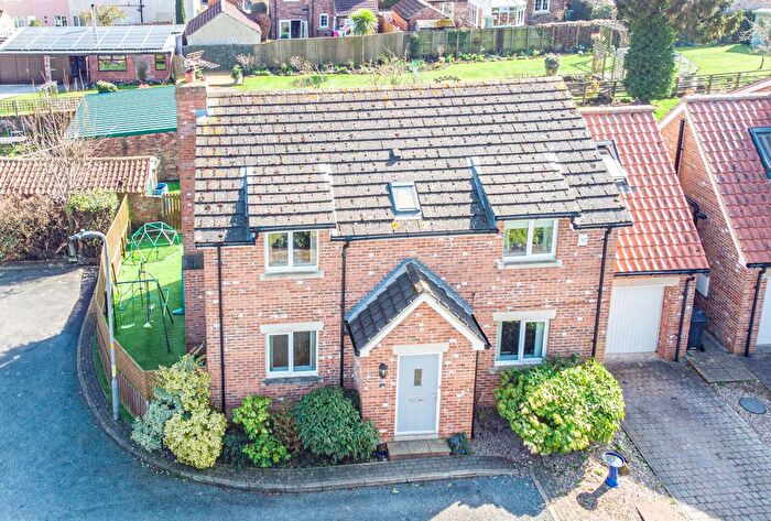 4 Bedroom Detached House For Sale In Marlborough Close, Tadcaster, LS24