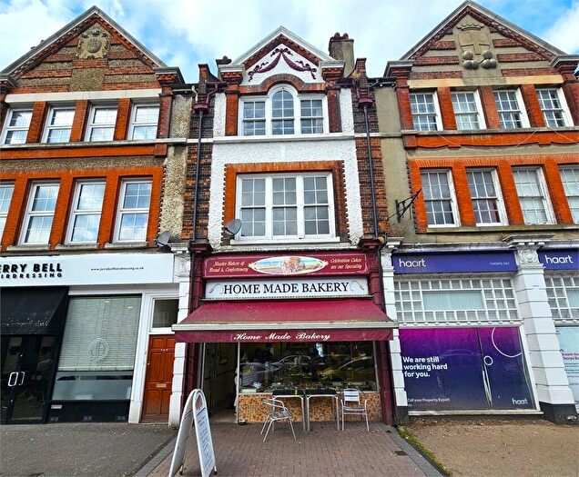 2 Bedroom Apartment To Rent In The Broadway, Thorpe Bay, Thorpe Bay, SS1