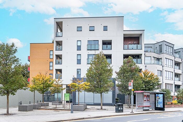 2 Bedroom Flat To Rent In Coombe Lane, London, SW20