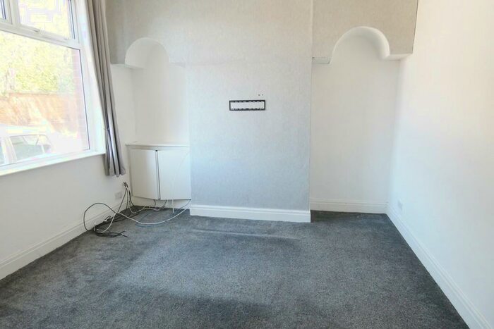 2 Bedroom Terraced House To Rent In Poulton Street, Ashton-on-ribble, PR2