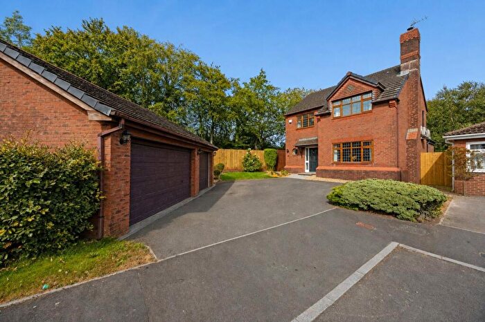 4 Bedroom Detached House For Sale In Lister Close, Church Village, CF38