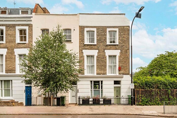 4 Bedroom End Of Terrace House For Sale In Fleet Road, Hampstead, NW3