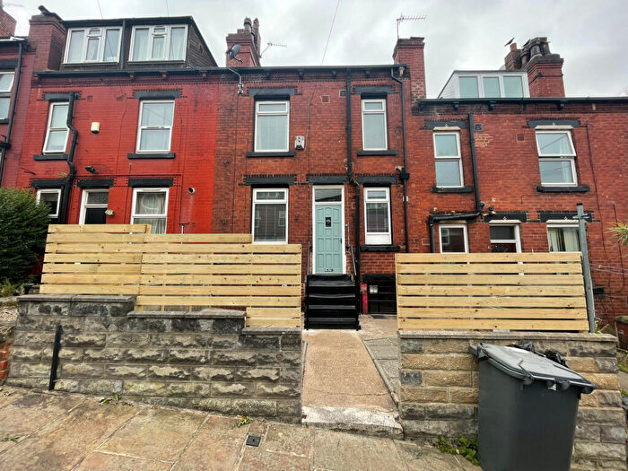 2 Bedroom Terraced House To Rent In Bankfield Terrace, Leeds, West Yorkshire, LS4