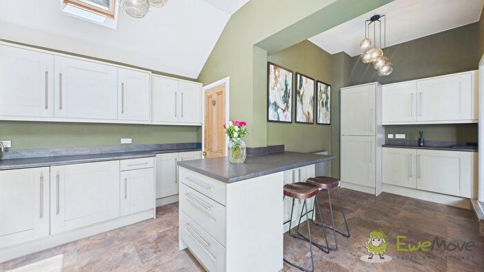 3 Bedroom Detached House For Sale In Main Street, West Stockwith, Doncaster, South Yorkshire, DN10