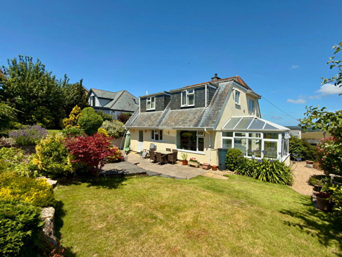 4 Bedroom Detached House For Sale In West Hill, Wadebridge, PL27