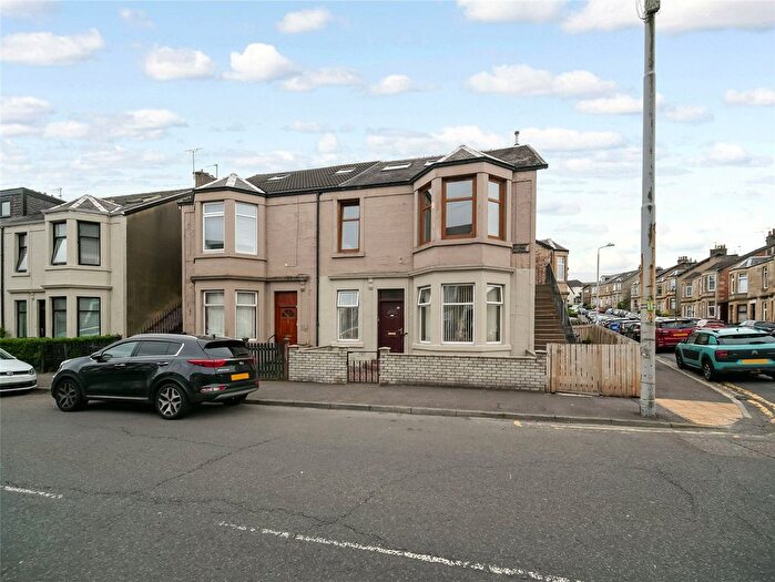 2 Bedroom Flat For Sale In Belville Street, Greenock, Inverclyde, PA15