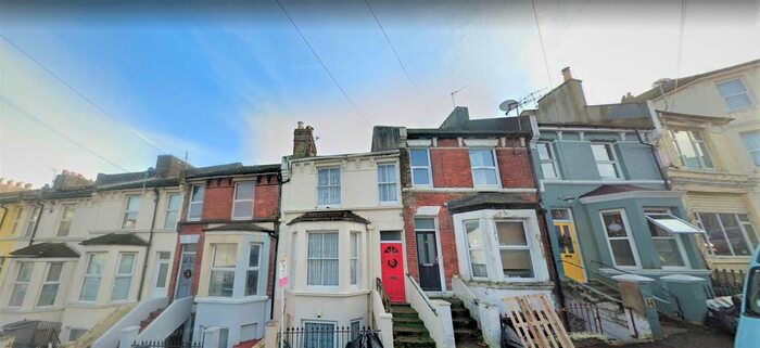 2 Bedroom Maisonette To Rent In St. Marys Road, Hastings, TN34