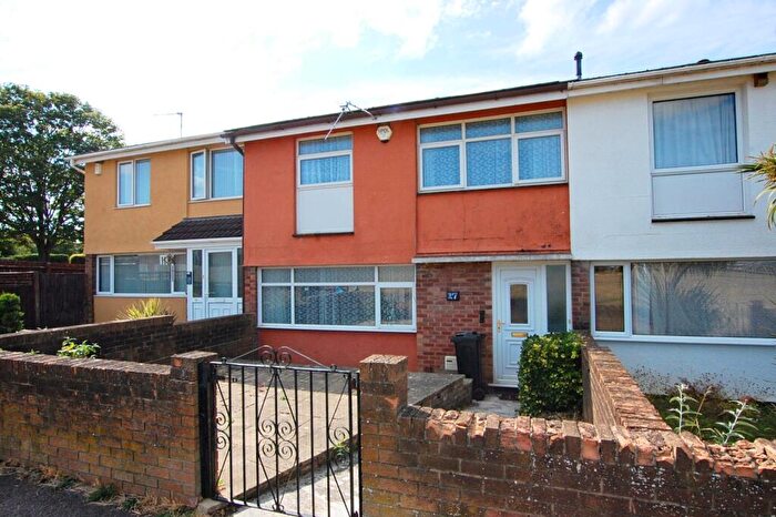 3 Bedroom Terraced House For Sale In Ludlow Close, Keynsham, Bristol, BS31