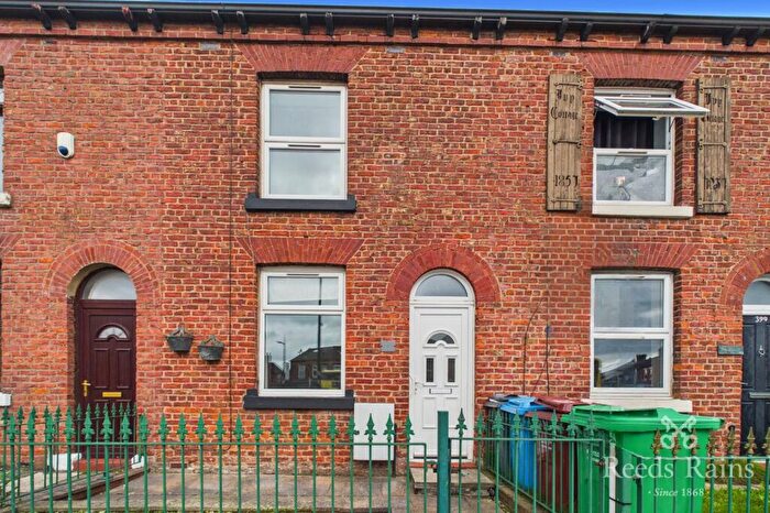 2 Bedroom Terraced House To Rent In Moston Lane, Manchester, Greater Manchester, M40