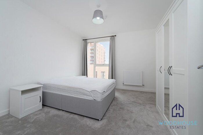 2 Bedroom Apartment To Rent In Shearwater Drive, London, NW9