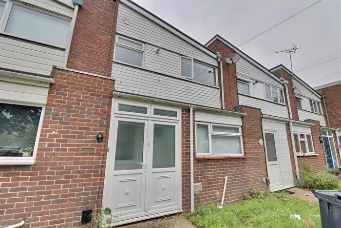 3 Bedroom Terraced House To Rent In Mabey Close, Gosport, PO12