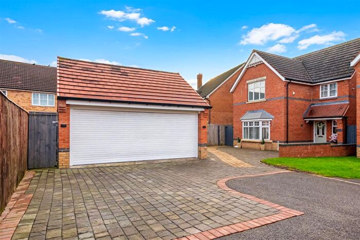 4 Bedroom Detached House For Sale In Redruth Drive, Darlington, DL3