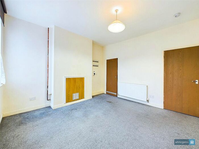 2 Bedroom End Of Terrace House For Sale In Wharncliffe Street, Doncaster, South Yorkshire, DN4