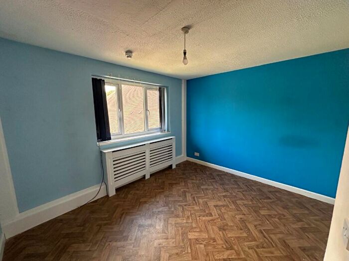 12 Bedroom House Of Multiple Occupation To Rent In Freeman Close, BN18