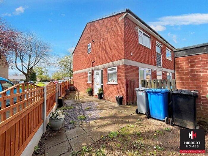 2 Bedroom Flat To Rent In Buxton Crescent, Sale, M33