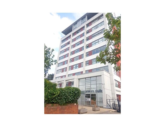 2 Bedroom Flat To Rent In Romford Road, London, E7