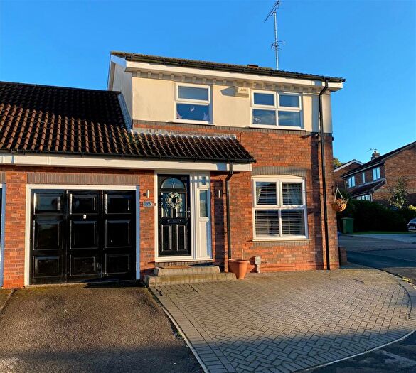 3 Bedroom Detached House For Sale In Canada Drive, Cherry Burton, HU17