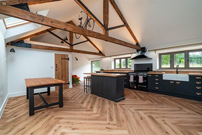 3 Bedroom Property For Sale In Beeston Lane, Beeston, NR12