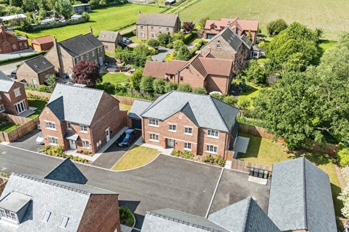 5 Bedroom Detached House For Sale In Fenton Meadows, Barmby-On-The-Marsh, Goole, DN14