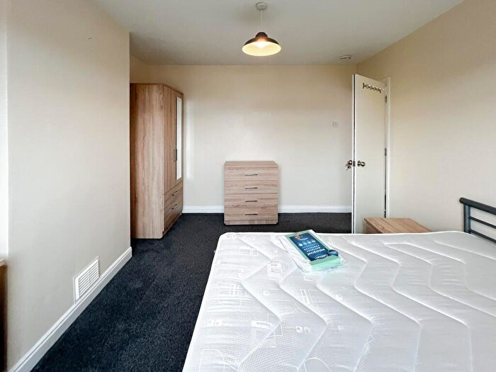 5 Bedroom Terraced House To Rent In Ninth Avenue, Horfield, Bristol, BS7