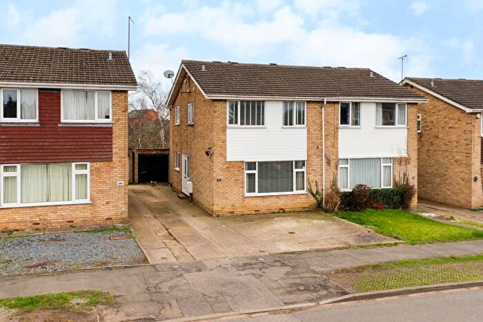 3 Bedroom Property For Sale In Churchill Way, Burton Latimer, NN15