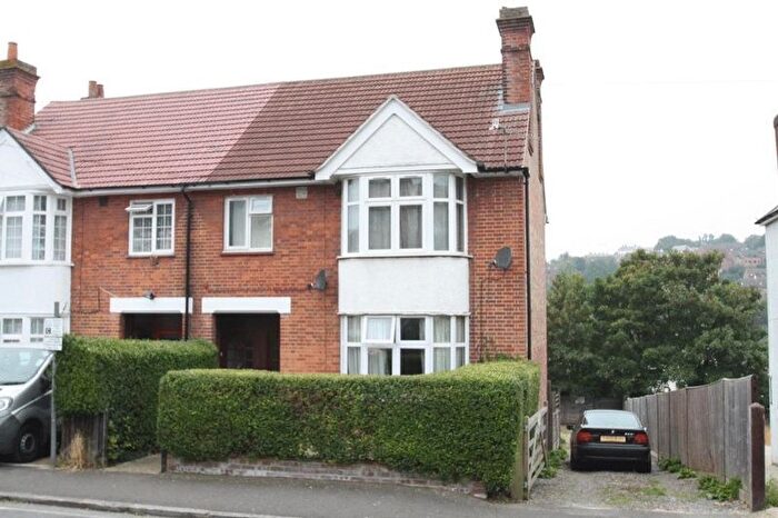 1 Bedroom Flat To Rent In Roberts Road, High Wycombe, HP13