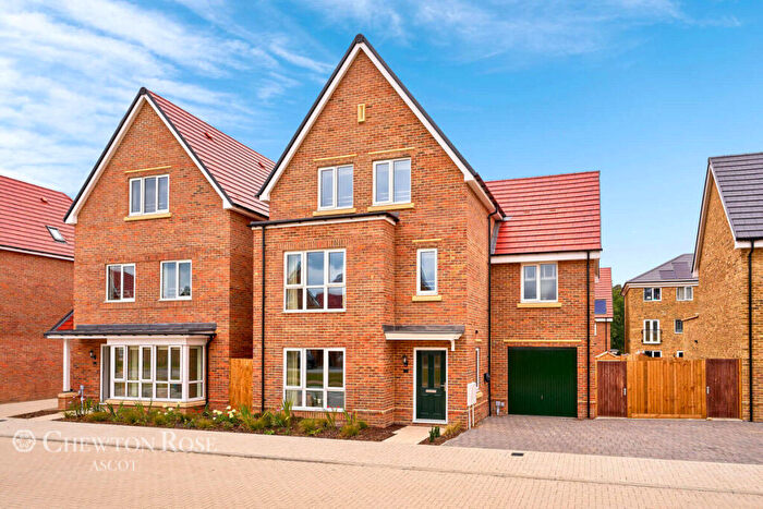 4 Bedroom Detached House For Sale In Kings Ride, Ascot, SL5