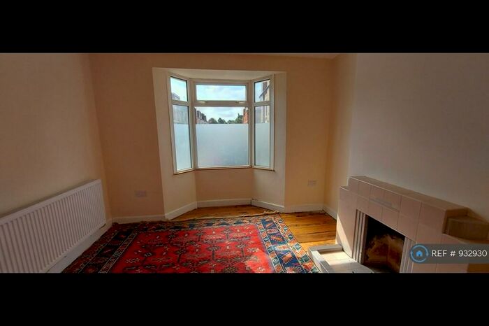 2 Bedroom Terraced House To Rent In Green Lane, Kettering, NN16